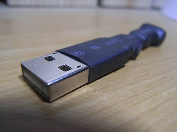 ハイグレード　USB　ノイズフィルター　ターミネータ　バージョン４　最終端抵抗　進化パート２_画像1