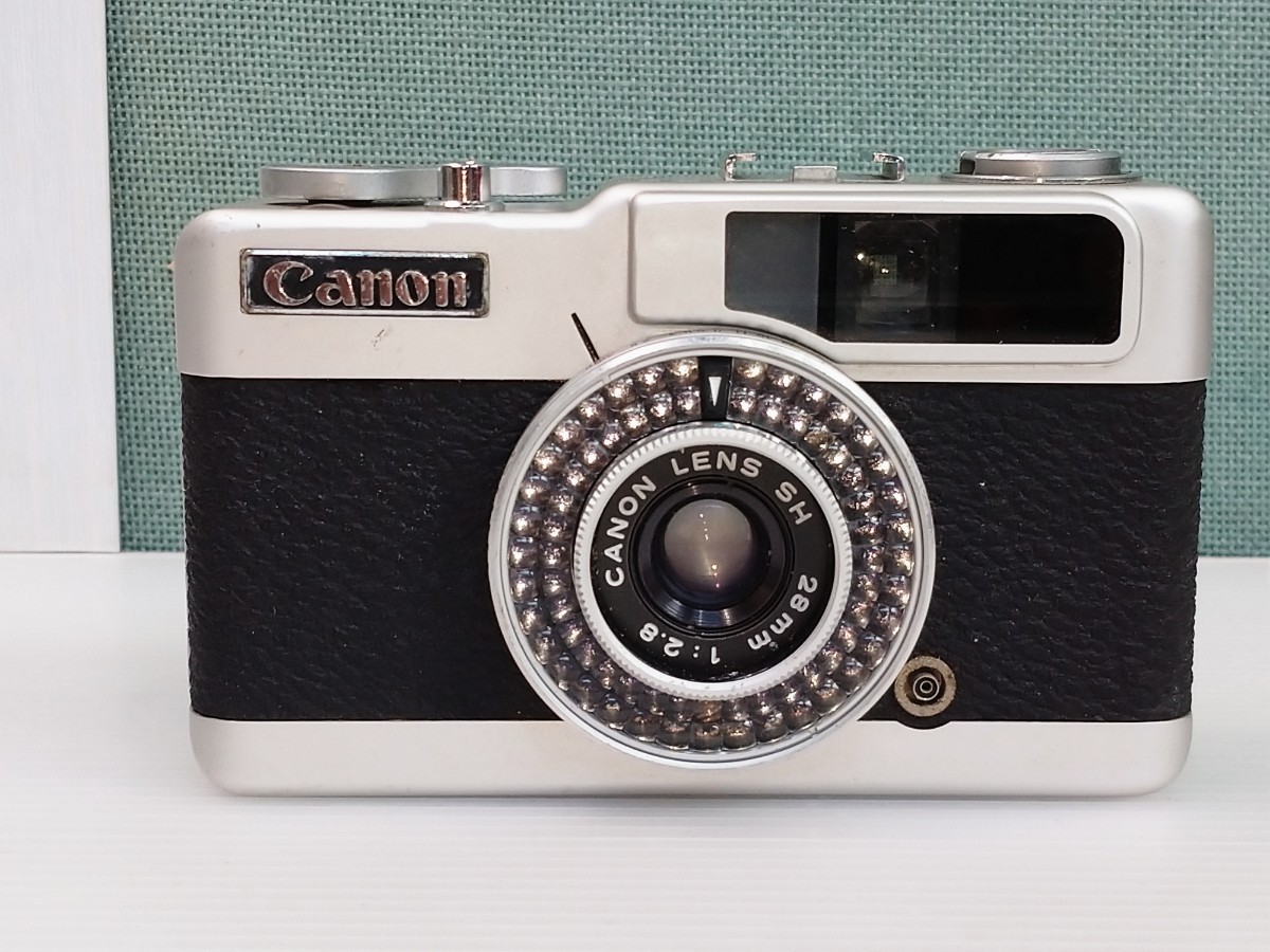 「送料無料」○ Canon demi EE28 コンパクトフィルムカメラ キヤノン デミ LENS SH F:2.8 28mm シャッターOK 昭和レトロ 中古 ジャンク品の画像1
