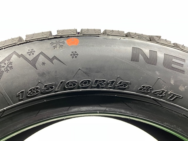 ☆送料込み☆ 新品 2020年製 185/60R15 NEXEN WINGUARD ice2 スタッドレス 2本 185/60/15_画像3