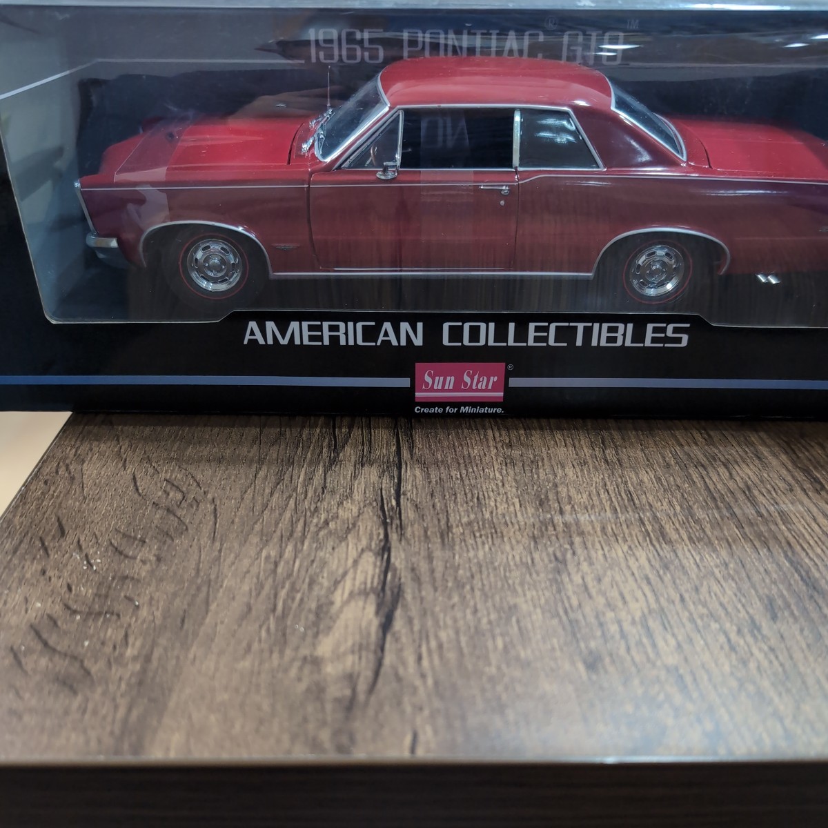 サンスター 1/18 ポンティアック GTO 1965 レッド 完成品 [1808]_画像1