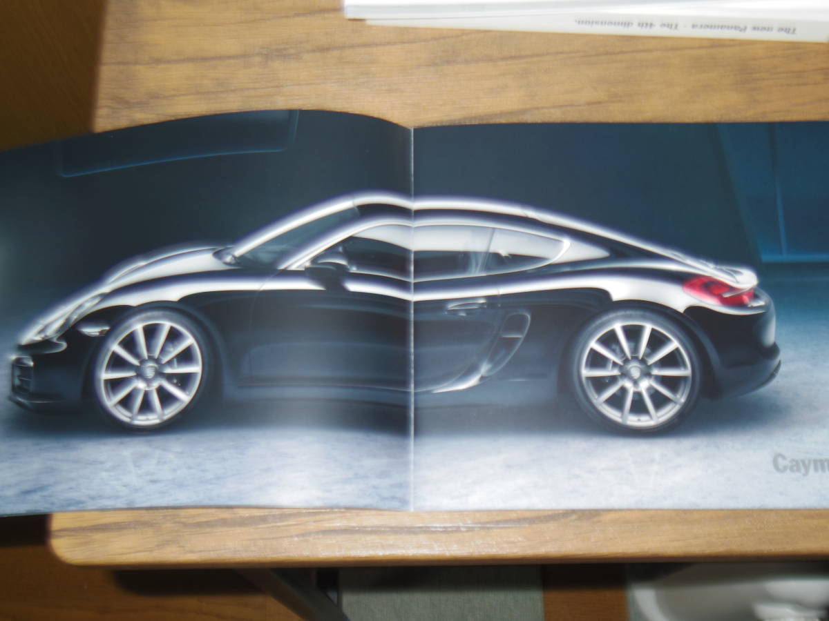 極上品・2015年・海外版・ブラックエディションカタログ  27ページ  RRの画像3