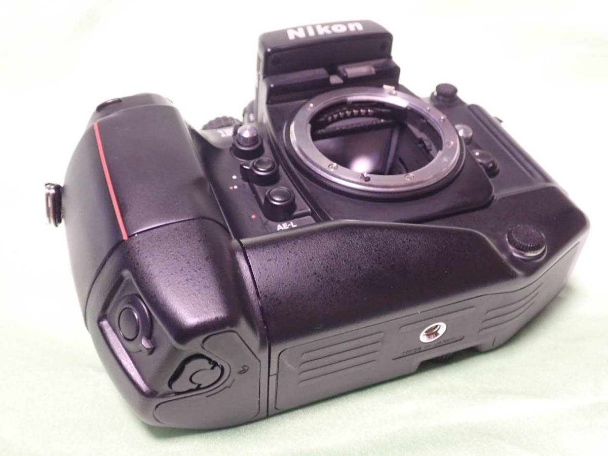 Nikon ニコン 一眼レフカメラ F4 + MB-21 + AF NIKKOR 24-120mm 1:3.5-5.6D_画像3