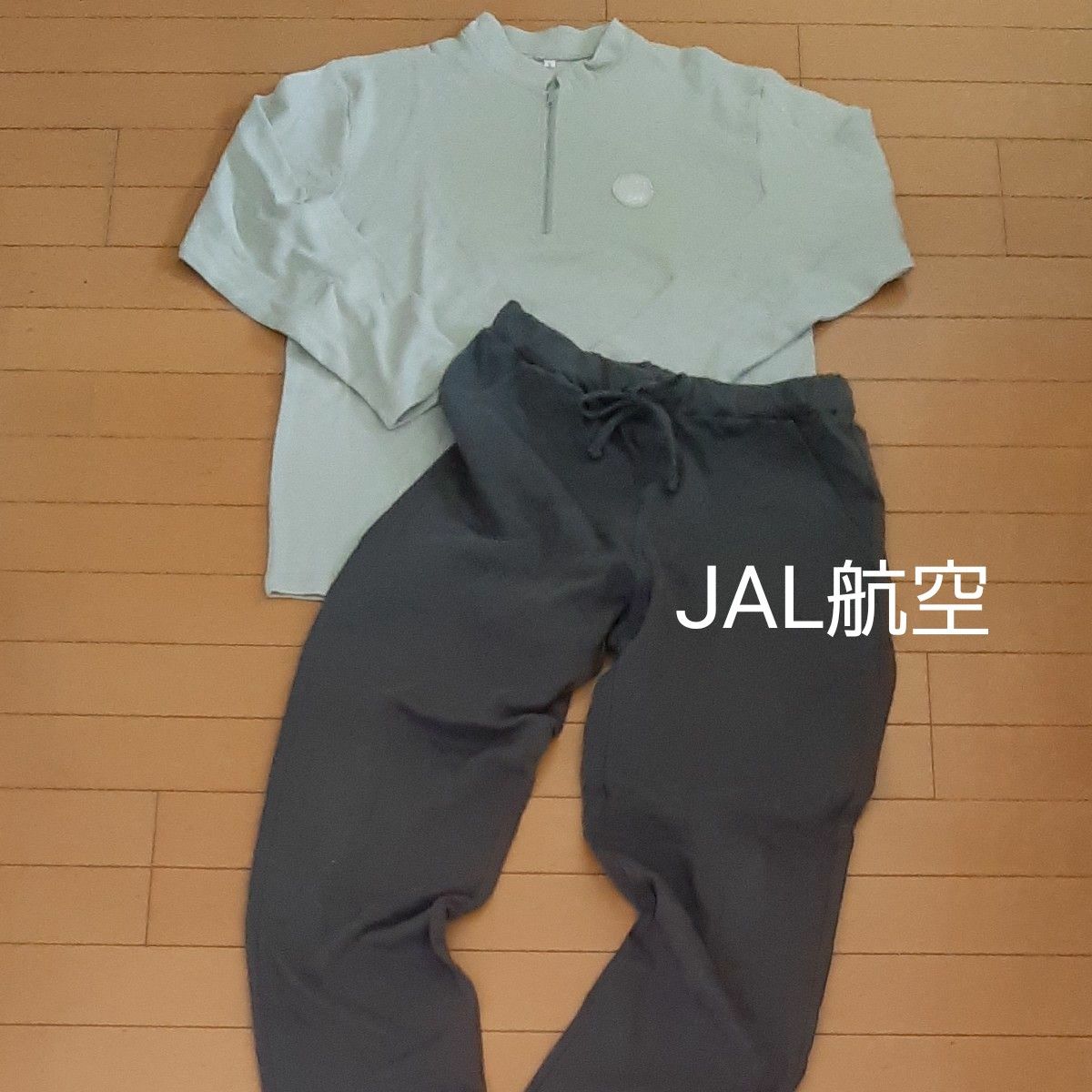 JAL ファーストクラス 上下セット アメニティ パジャマ 非売品 S JAL ファーストクラス 上下セット アメニティ パジャマ 非売品 S