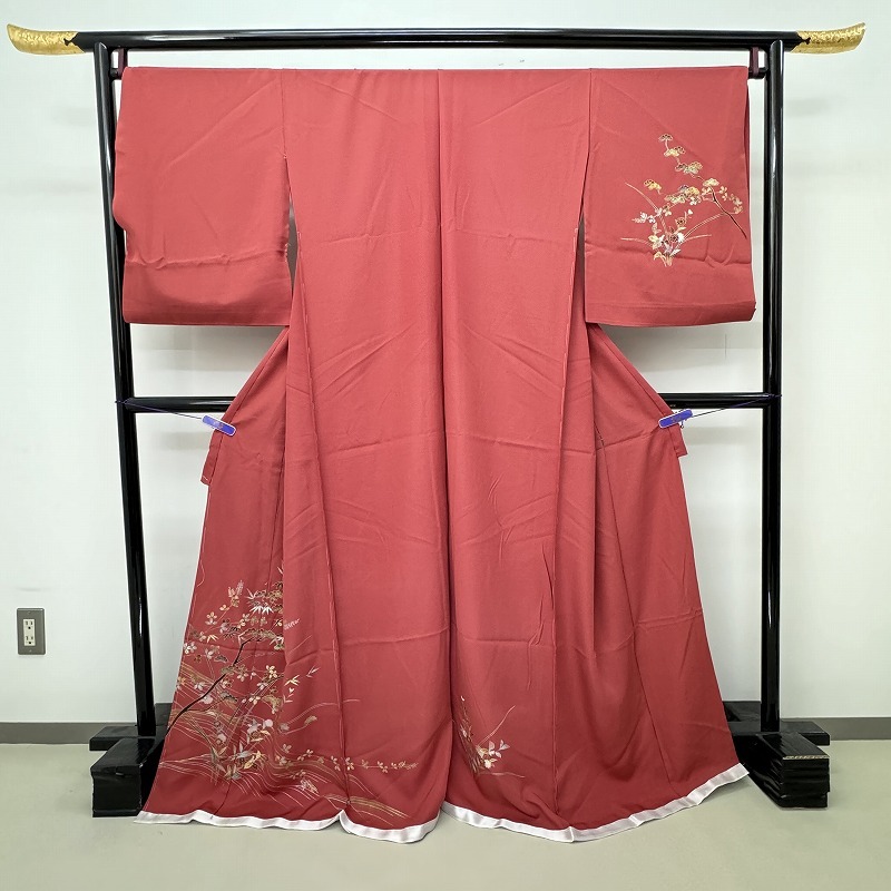 2312A-2442●関着/訪問着/箔/松等/リメイク・材料等に/新品/未仕立て/正絹/絵羽/(梱包サイズ：80)