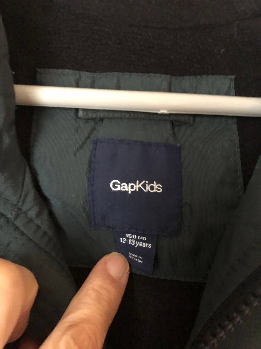 【オシャレ】GAPキッズ　150 ジャケット ジップアップ ブルゾン　アウター　上着　カーキ　厚手　パーカー　モッズコート　裏起毛