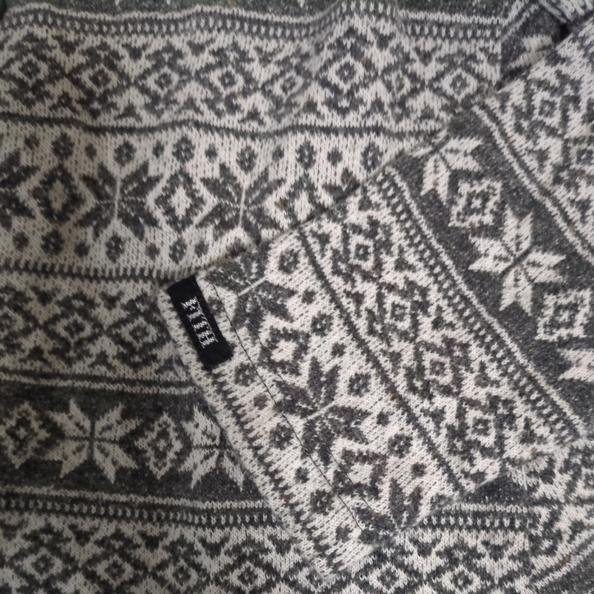 FITH/fis* gray Northern Europe pattern knitted cardigan 130cm