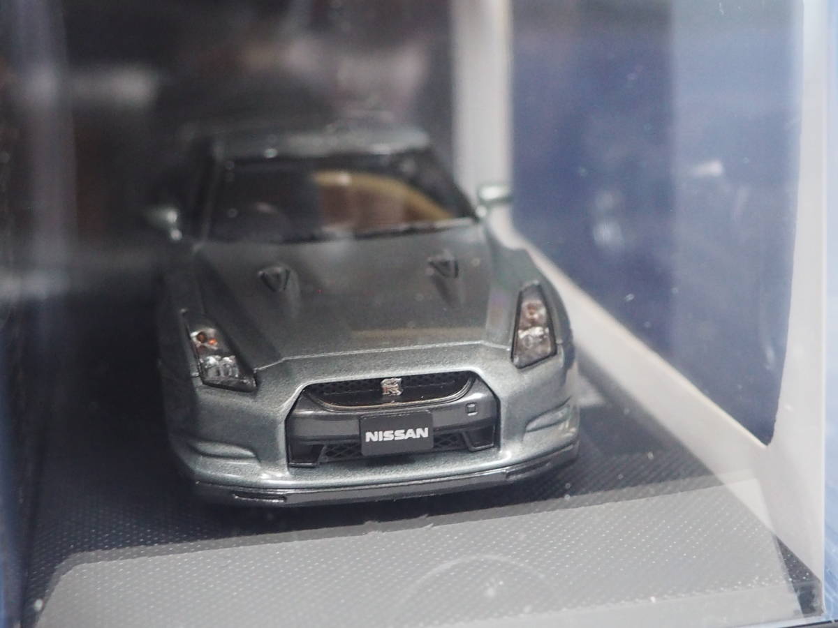 EBBRO ミニカー＜NISSAN GT-R Spec V＞DARK METAL GRAY 44168 SCALE1/43 ケース入り 箱入り_画像9