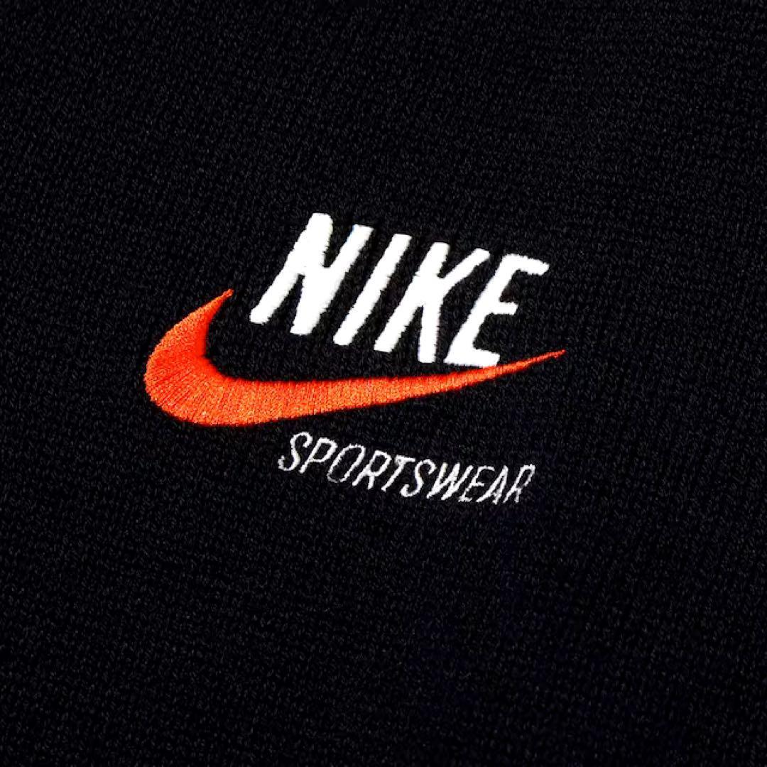 送料無料 新品 ナイキ トレンド セーター ニット Lsize 定価1.8万 NIKE SWEATER 黒 オレンジ ゆったり ヴィンテージ Vネック 刺繍 レトロ_画像4