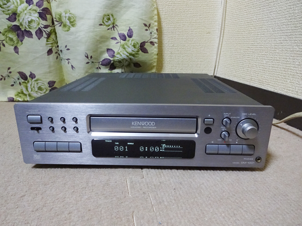 KENWOOD／ケンウッド MDデッキ　DM-1001　難有りジャンクにて_画像1