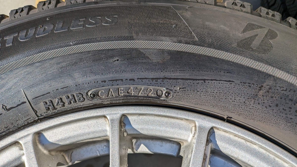 ☆中古　215/65R16　2020年47週製造　ブリジストン　VRX2 スタッドレスタイヤ＆ホイールセット4本 ラブリオン　セルザー☆_画像7