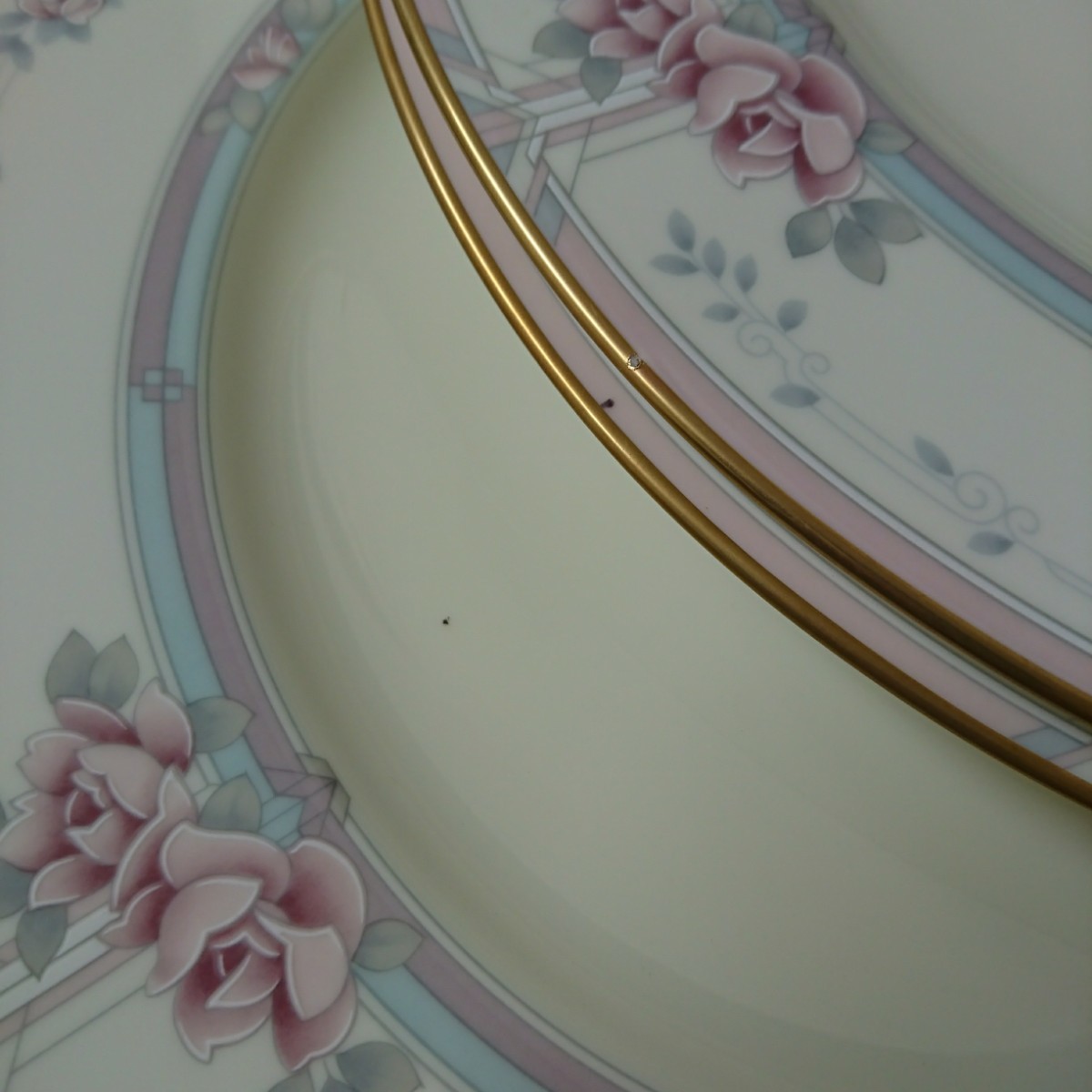 未使用保管品 Noritake MAGNIFICENCE ディナープレート5枚、キャセロールセット ノリタケ