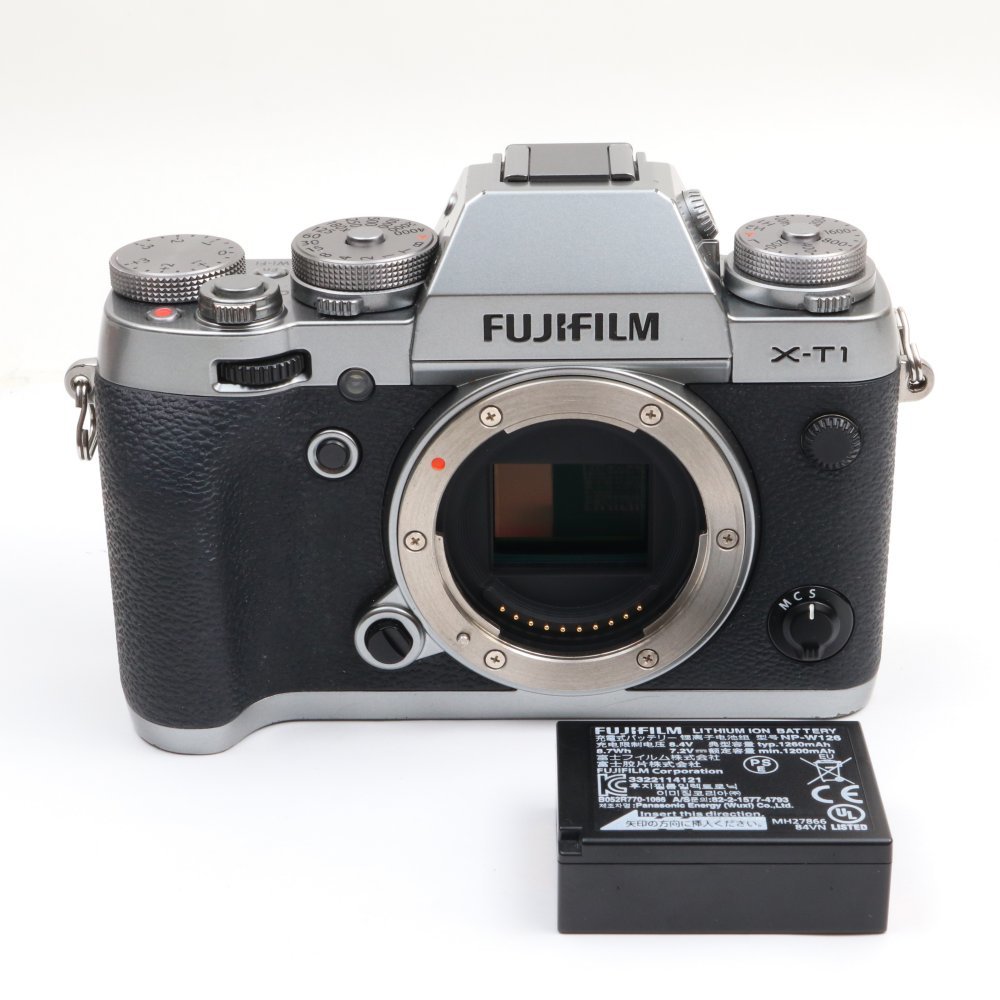 ミラーレス一眼カメラ　FUJIFILM ミラーレス一眼 X-T1 ボディ グラファイトシルバーエディション FX-X-T1 GS_画像1