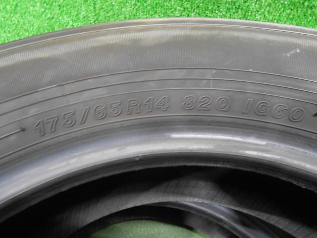 シマ★ 中古 冬 タイヤ 2本 スタッドレス 175/65R14 82Q ヨコハマ アイスガードiG60 2021年 約8分山_画像4