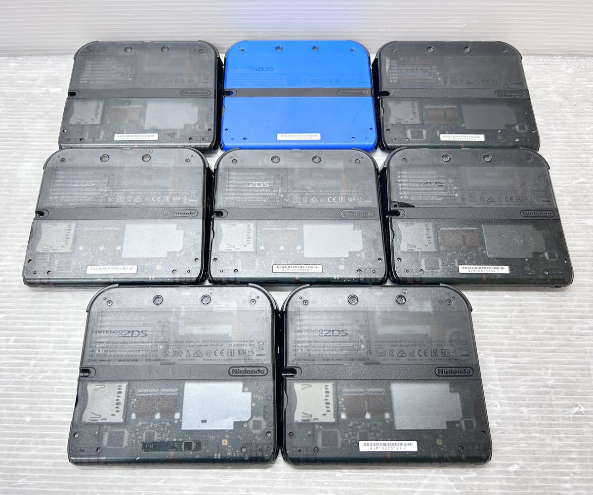 Nintendo ニンテンドー2DS (FTR-001) クリアブラック/ブルー 本体のみ 8台まとめ売り 付属品なし 初期化済み 中古動作確認済み_画像3