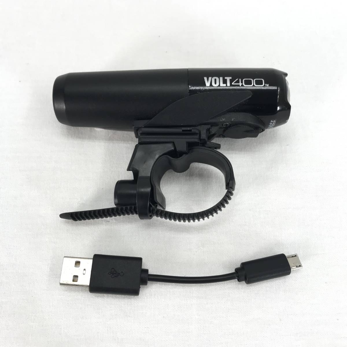 『中古品』キャットアイ CAT EYE サイクルライト VOLT400_画像1