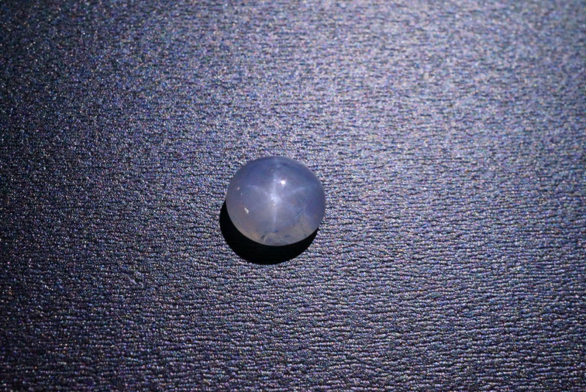 30 year front. unused stock goods! Myanma production! Star sapphire raw ore kaboshon loose 1.56ct Star clearly 