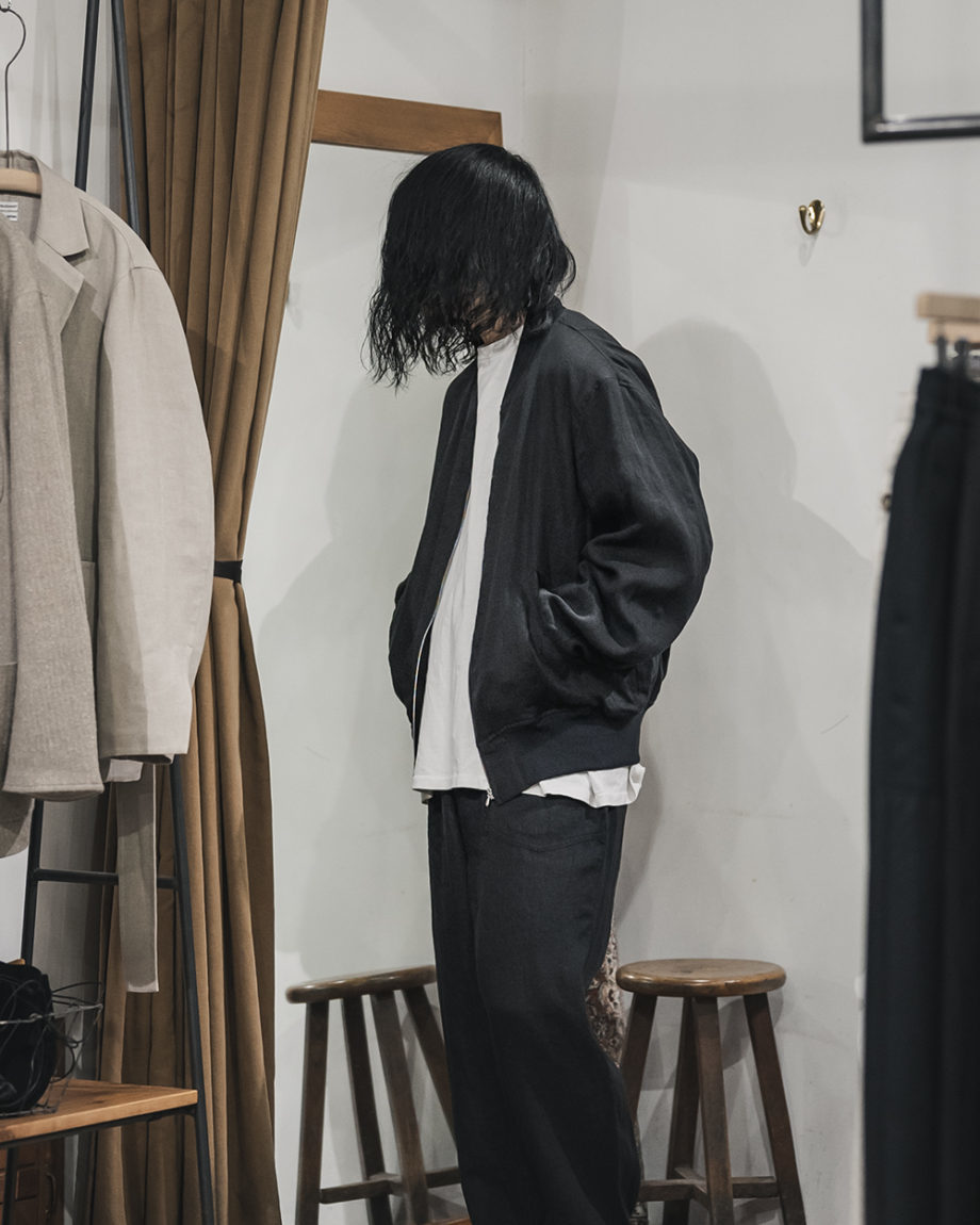 comoli リネンWクロス ジップブルゾン comoli リネンWクロス ジップブルゾン