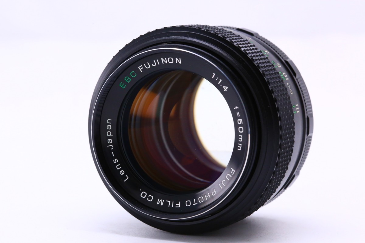【超美品】 FUJIFILM EBC FUJINON 50mm F1.4 フジノン 単焦点 標準レンズ M42マウント #221_画像1