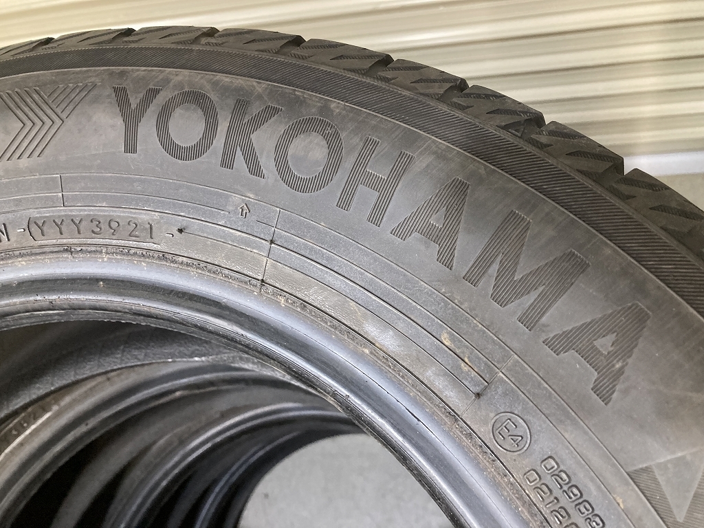 バリ溝 '21年製 YOKOHAMA iceGUARD iG70 195/65R15 4本セット ヨコハマ アイスガード (A1614)_画像3