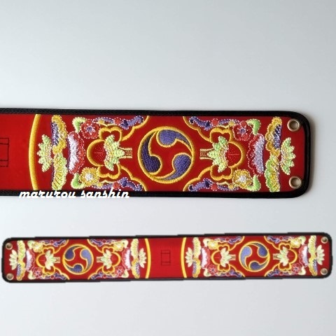  sanshin for trunk to coil ( tea ga) colorful embroidery red Edo cord attaching .... sanshin 