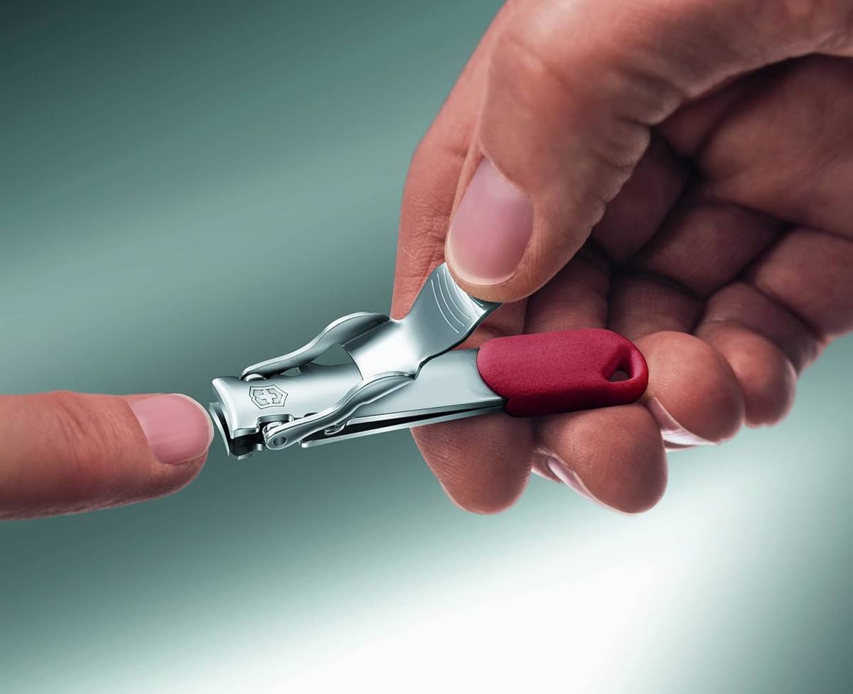 VICTORINOX(ビクトリノックス) ネイルクリッパー レッド 爪切り つめきり 切れ味がいい スイス製 ステンレス コンパク_画像6