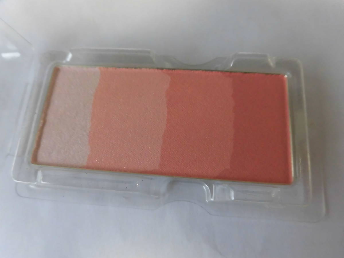  Shiseido SHISEIDOpienbrosaming face four cheeks s26 coral orange 6.5gre Phil ... powder 