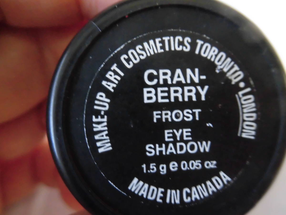MAC CRAN-BERRY eyeshadow 1.5g 1 times use . free shipping 
