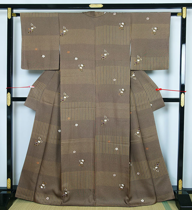 江戸小紋 袷のきもの セミロング丈 数々の段染縞 橘 小花散らし 正絹 11094