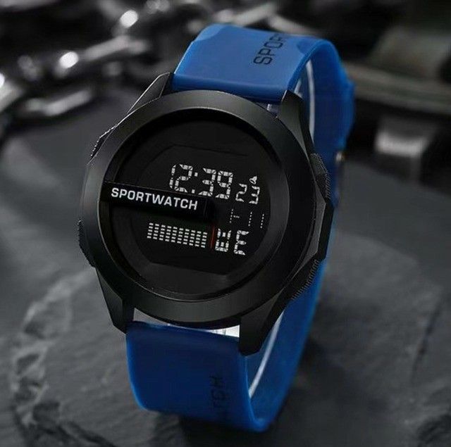 T0477 新品 男女兼用 LED 防水 スポーツ デジタル ウォッチ 腕時計 青