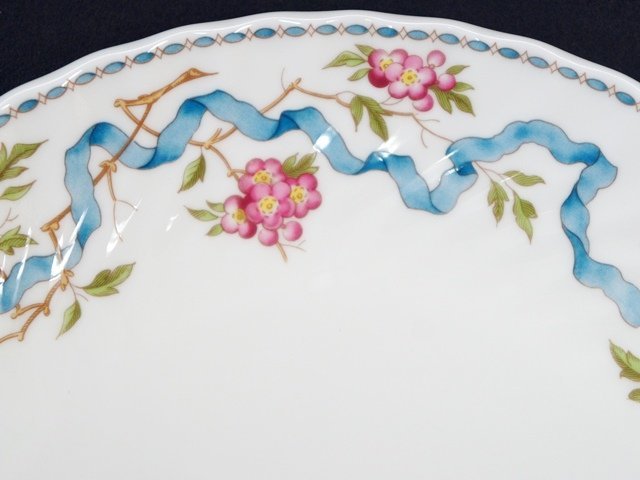 中古・美品【MINTON ミントン】RIBBON AND BLOSSOM リボン&ブロッサム B&Bプレート BBプレート 皿 27×24.5cm 509g_画像3