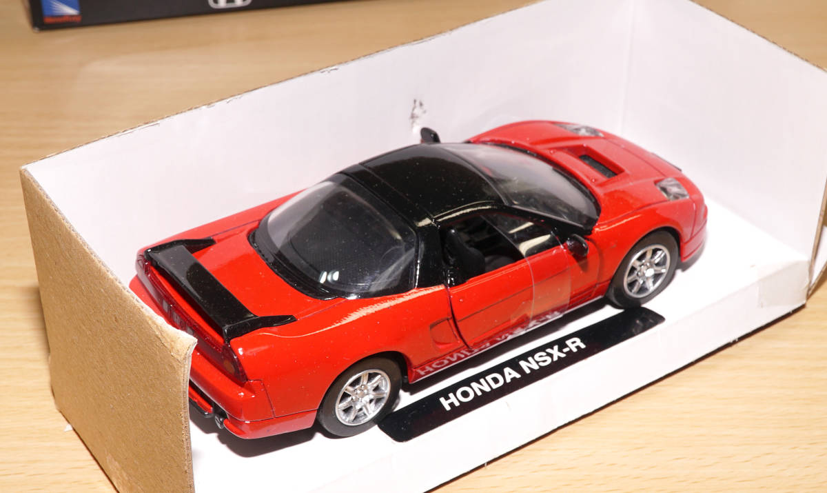 1/32 HONDA ホンダ NSX-R(タイプR)レッド ダイキャスト 送料無料 - 乗用車 1/32 HONDA ホンダ NSX-R(タイプR)レッド ダイキャスト 送料無料 - 乗用車