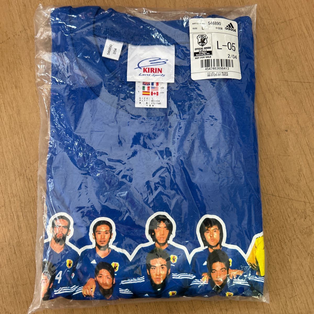 未開封品 キリン×アディダス KIRIN × adidas Tシャツ フォトプリント サッカー キリンチャレンジカップ2003 半袖 L ブルー 青 非売品_画像1