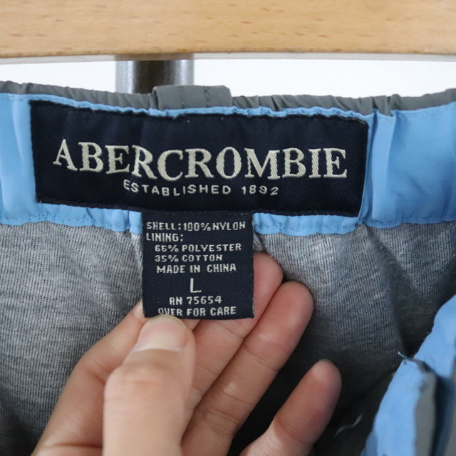 d63 2000年代製 ABERCROMBIE ナイロンパンツ■00s 表記Lサイズ デタッチャブル 2way グレー アメカジ ストリート 古着 古着卸 激安 検 _画像3