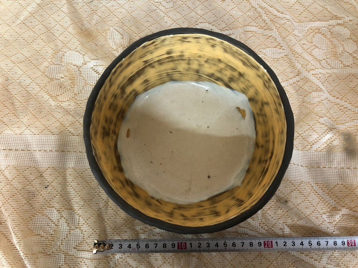 西A 茶道具 茶碗 茶器 古美術 陶器 抹茶碗 茶道 平茶碗 しこく彫 菓子器_画像2