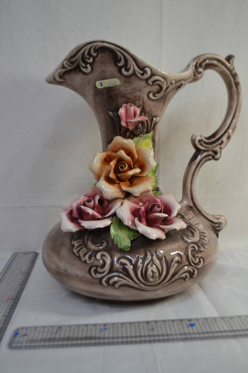 D10）イタリア製　フラワーベース　花瓶　バラ　水さし型　_画像1