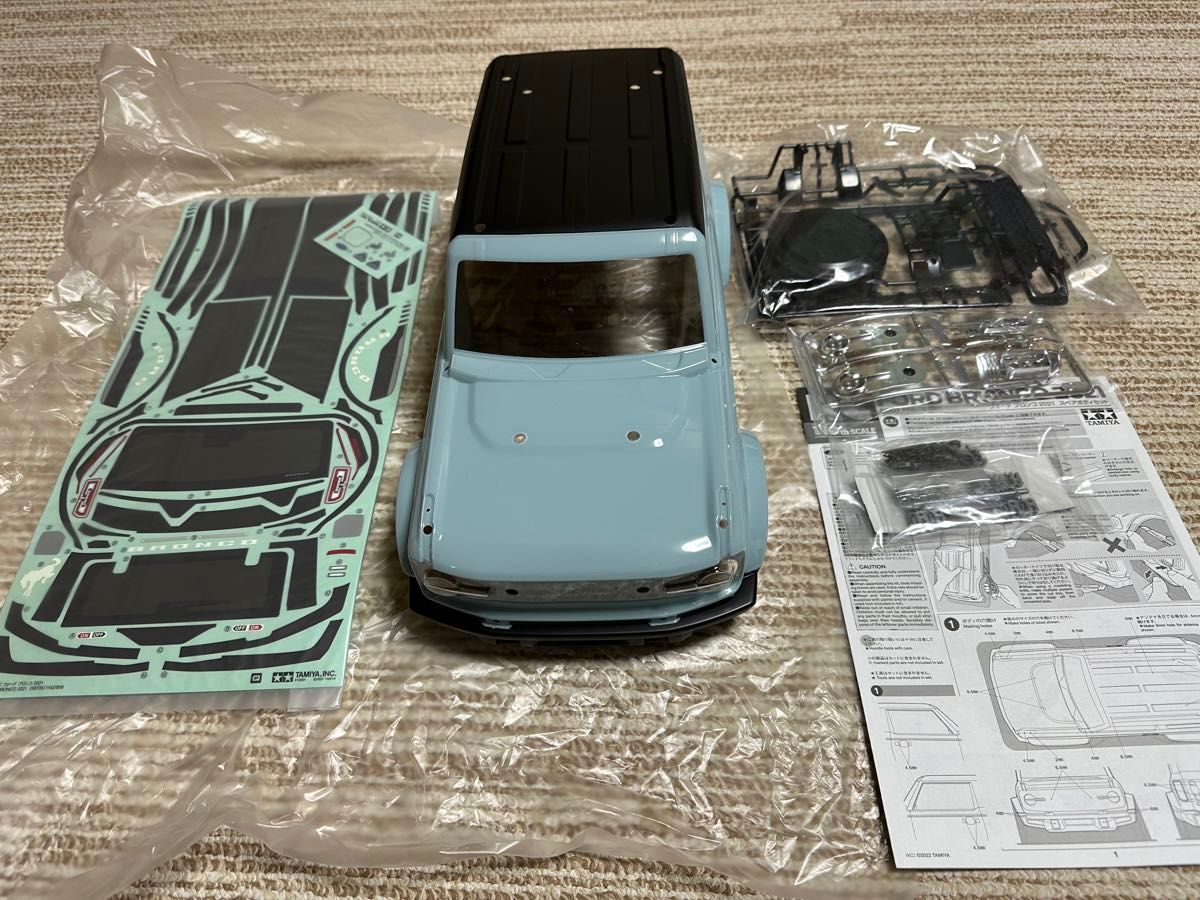タミヤ フォードブロンコ2021 塗装済みボディ CCー02シャーシ タミヤ フォードブロンコ2021 塗装済みボディ CCー02シャーシ