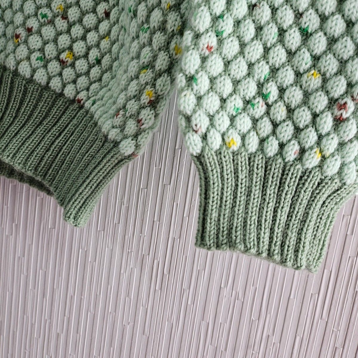 セーター手編み*グリーン、黄緑サイズM