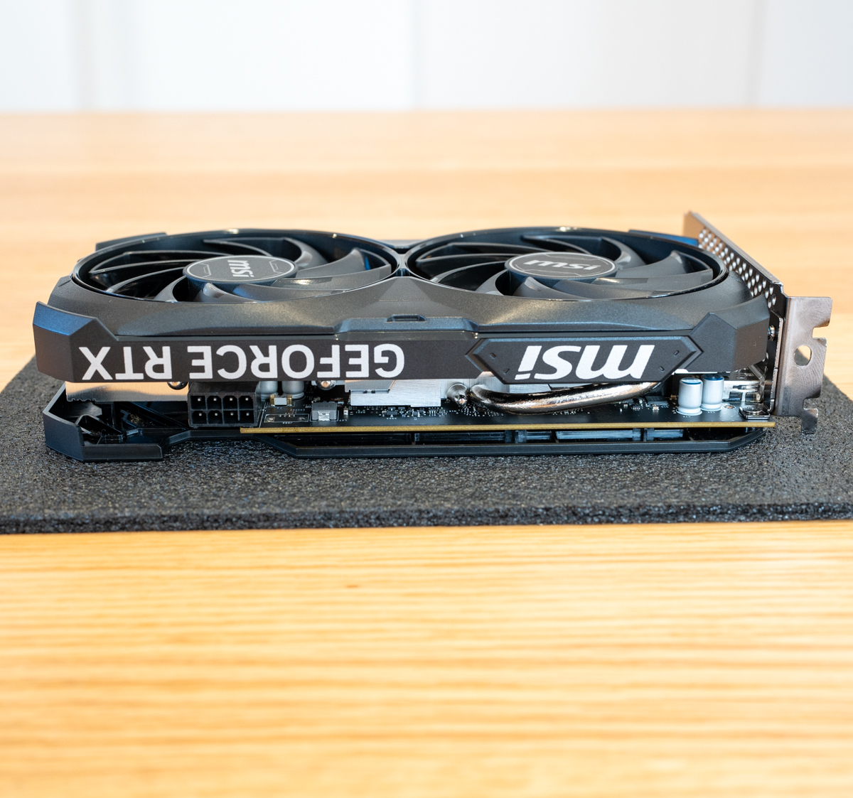 MSI GeForce RTX 4060 VENTUS 2X BLACK 8G OC 保証あり 美品 MSI GeForce RTX 4060 VENTUS 2X BLACK 8G OC 保証あり 美品