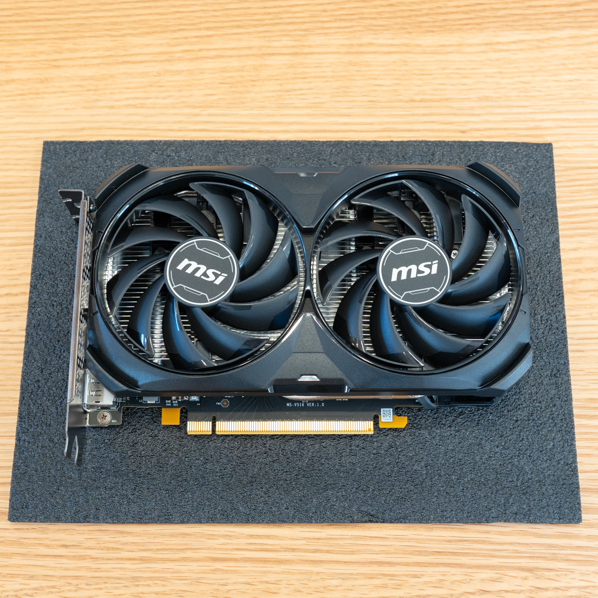 MSI GeForce RTX 4060 VENTUS 2X BLACK 8G OC 保証あり 美品 MSI GeForce RTX 4060 VENTUS 2X BLACK 8G OC 保証あり 美品