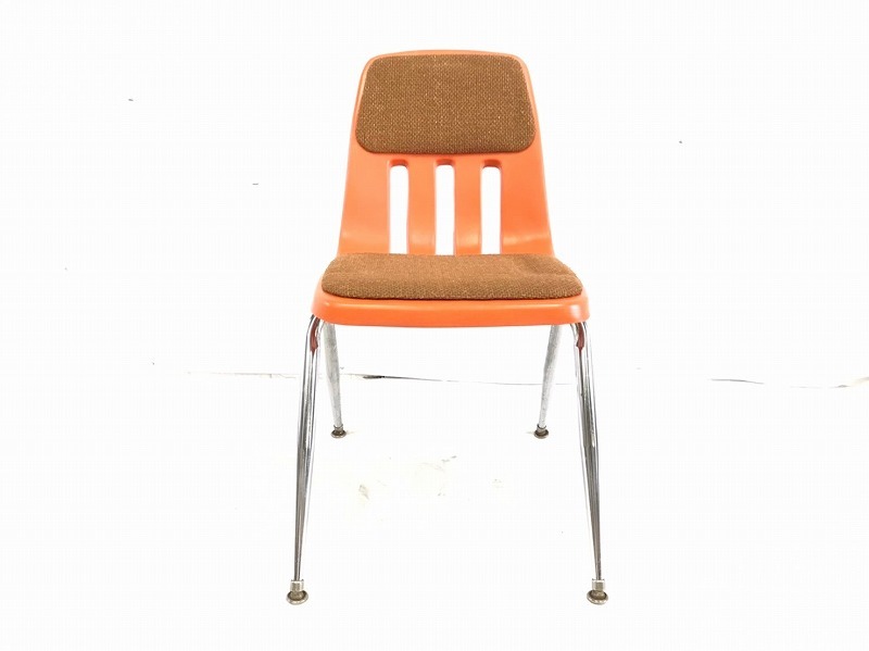 【米軍放出品】VIRCO スタッキングチェア 椅子 イス 1脚 ミッドセンチュリーモダン オレンジ (200) ☆MA29ZK-W#24_画像2