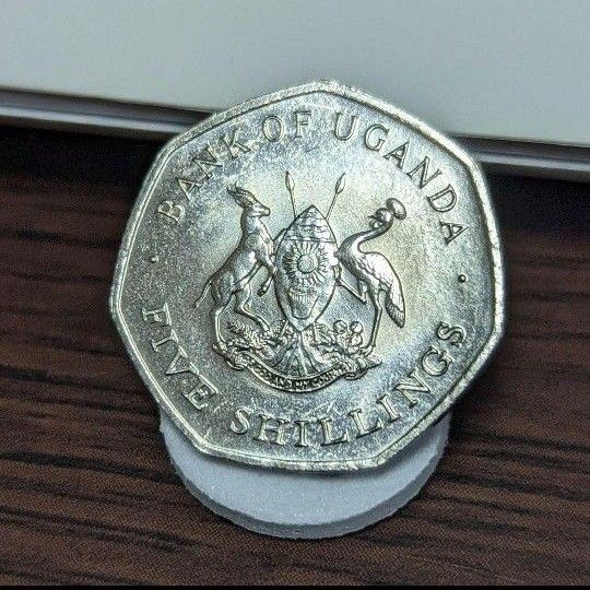 ウガンダ 7角形 アフリカ 国章 コーヒー コイン 硬貨 古銭 u206