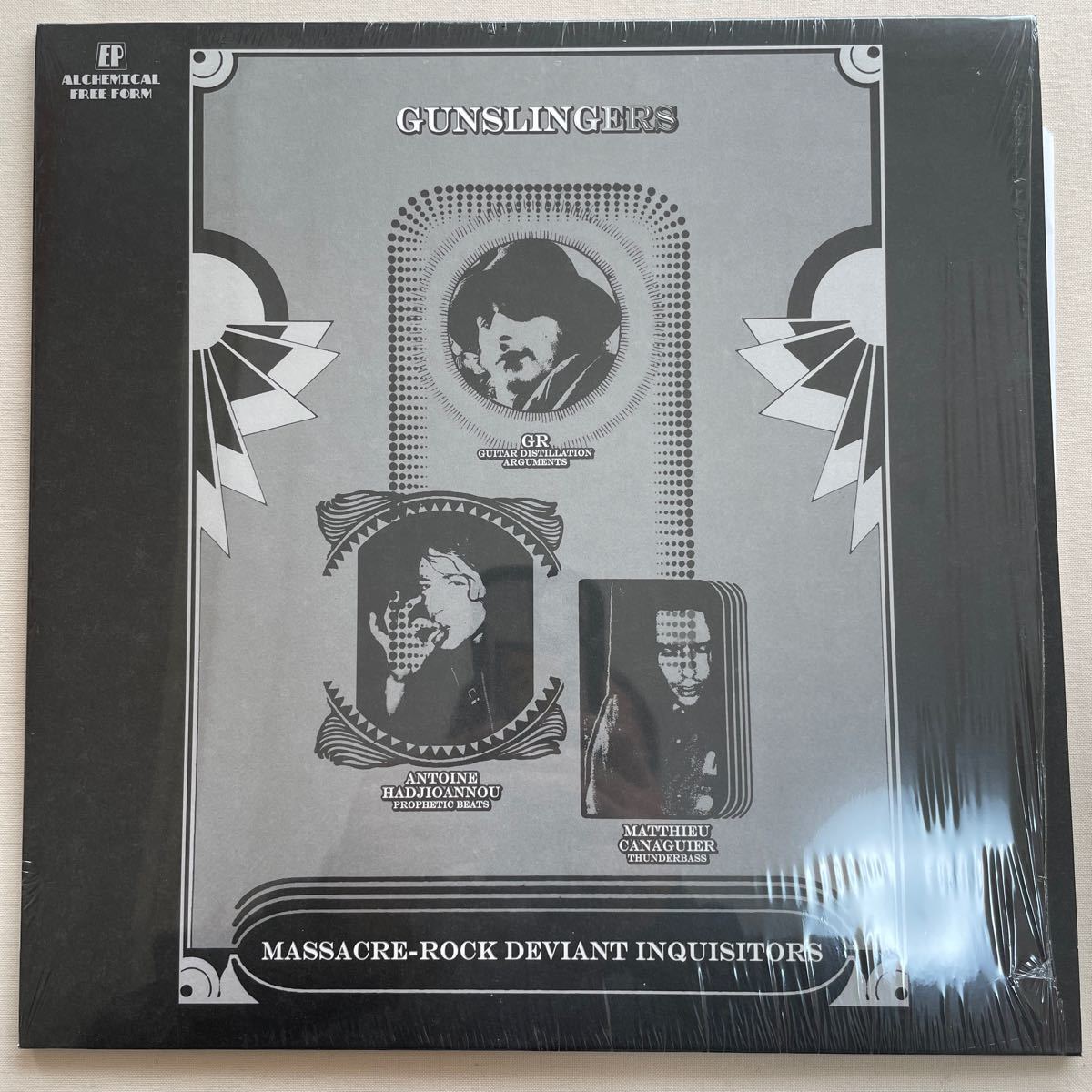 GUNSLINGERS - massacre-rock deviant inquisitors LP サイケ ストーナーガレージロック psych acid garage stoner rock psychedelic_画像1