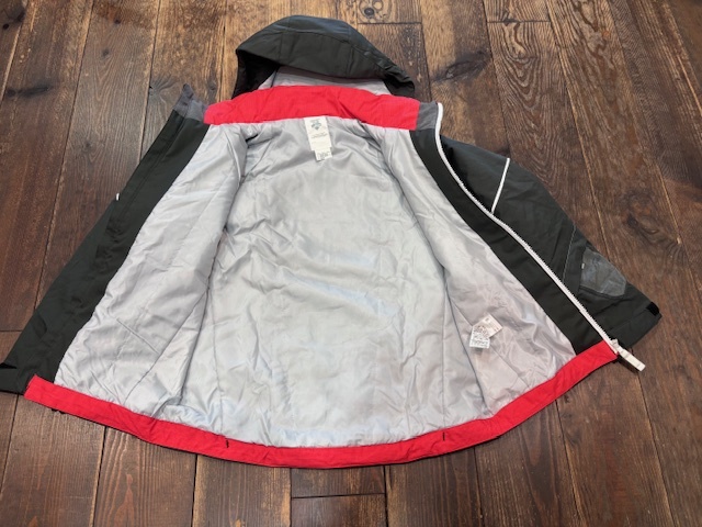 美品 DESCENTE スキージャケット 150 (デサント フーディ _画像8