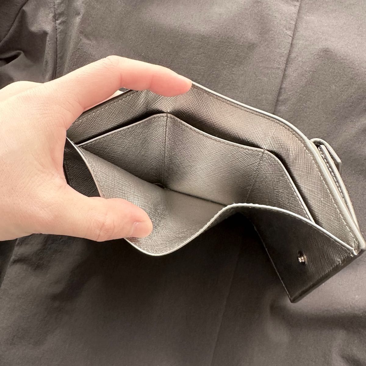 PRADA プラダ 財布 三つ折り サフィアーノ ミニ財布 コンパクト PRADA プラダ 財布 三つ折り サフィアーノ ミニ財布 コンパクト