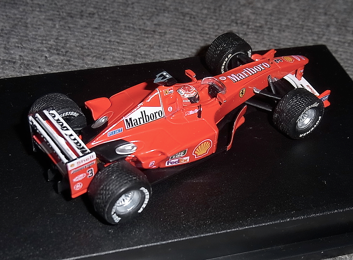 送料込み 非売品 Krombacher別注 マテル タバコ仕様 1/43 フェラーリ F1-2000 シューマッハ F2000 FERRARI MS_画像4