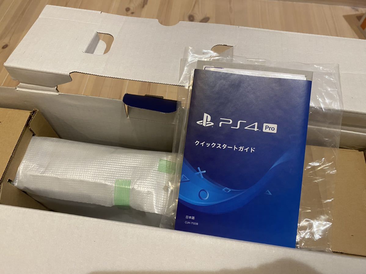 PlayStation4 Pro グレイシャー・ホワイト 1TB CUH-7100BB02_画像4