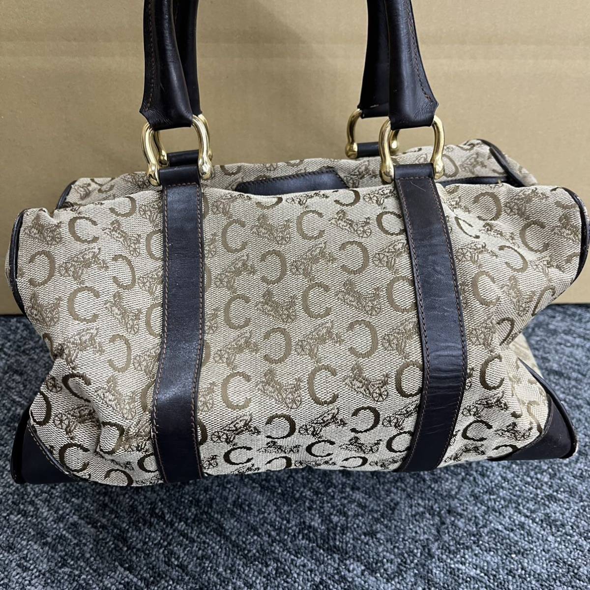 377.◎1円スタート◎CELINE セリーヌ ハンドバッグ 馬車 Cサルキー ブラウン系 ゴールド金具 レディース ヴィンテージ_画像2