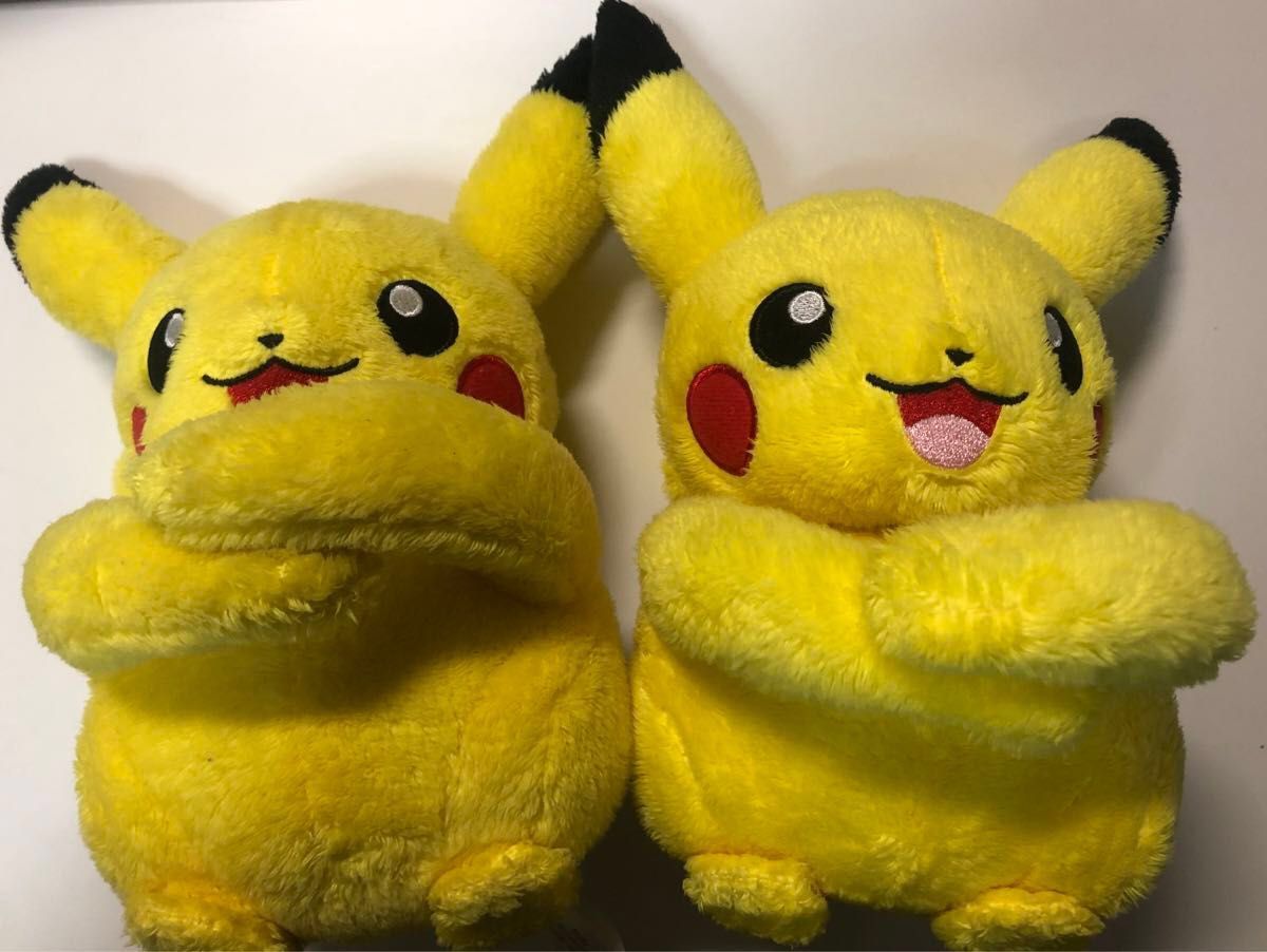 ポケモンセンターオリジナル ピカチュウ 抱きつきぬいぐるみ 2体 ポケモンセンターオリジナル ピカチュウ 抱きつきぬいぐるみ 2体