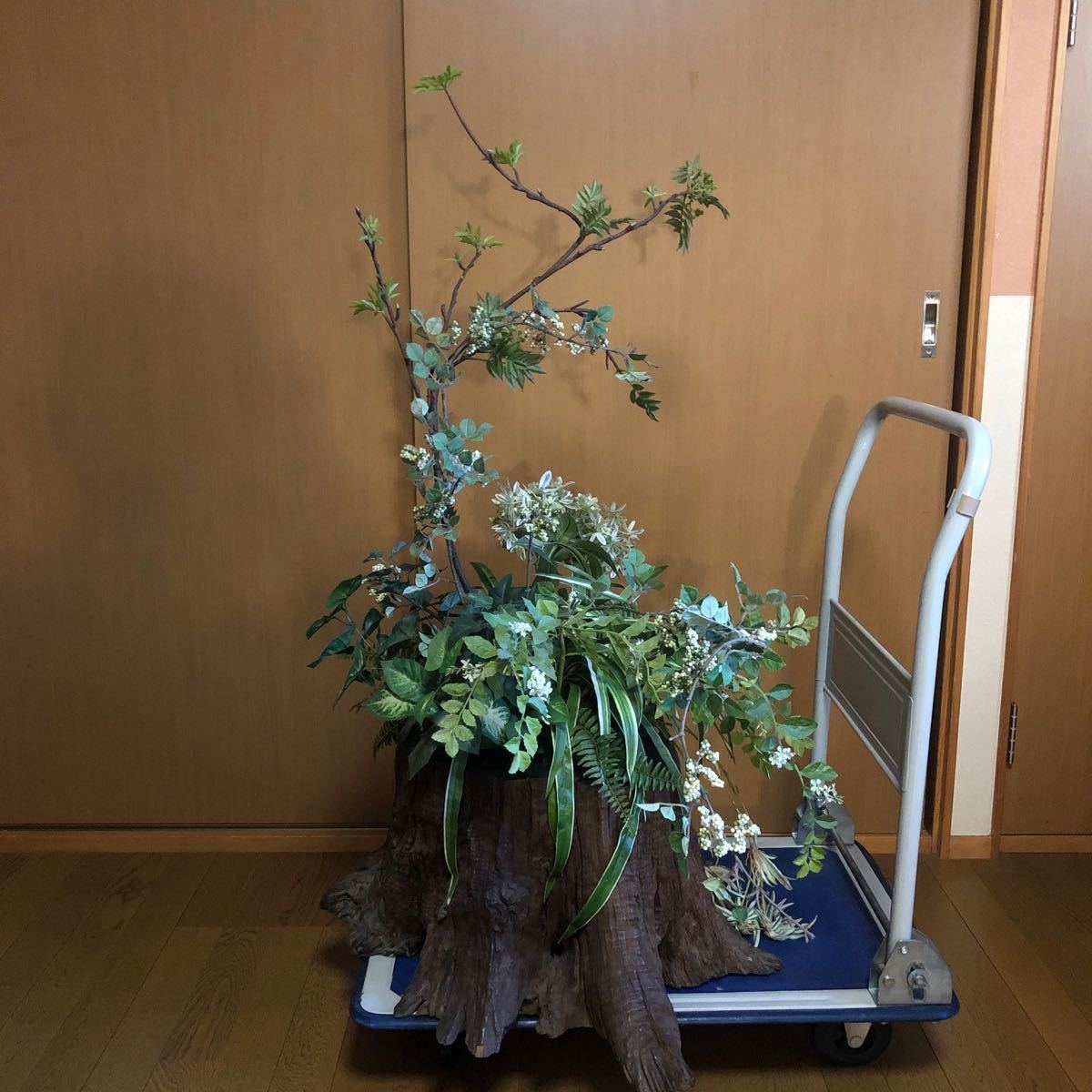 天然木 切株 木の根 造花 オブジェ インテリア 花台 飾り台 和風 天然木 切株 木の根 造花 オブジェ インテリア 花台 飾り台 和風