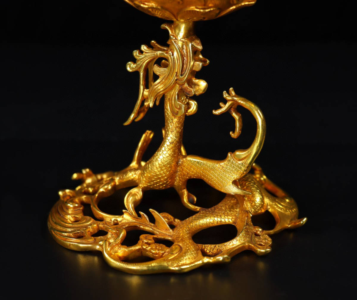 清・古銅彫・塗金・盤龍博山熏香炉』極細工 置物 古賞物 中国 清・古銅彫・塗金・盤龍博山熏香炉』極細工 置物 古賞物 中国